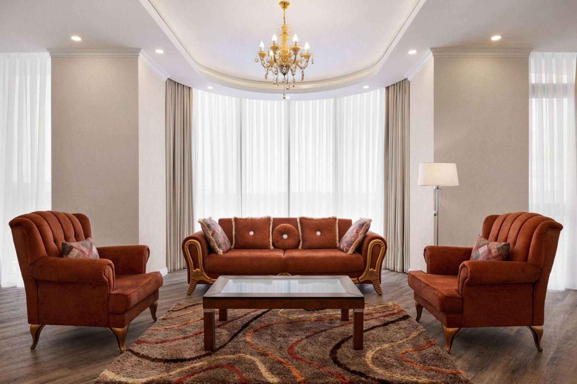 ホテル Ramada By Wyndham シムケント エクステリア 写真